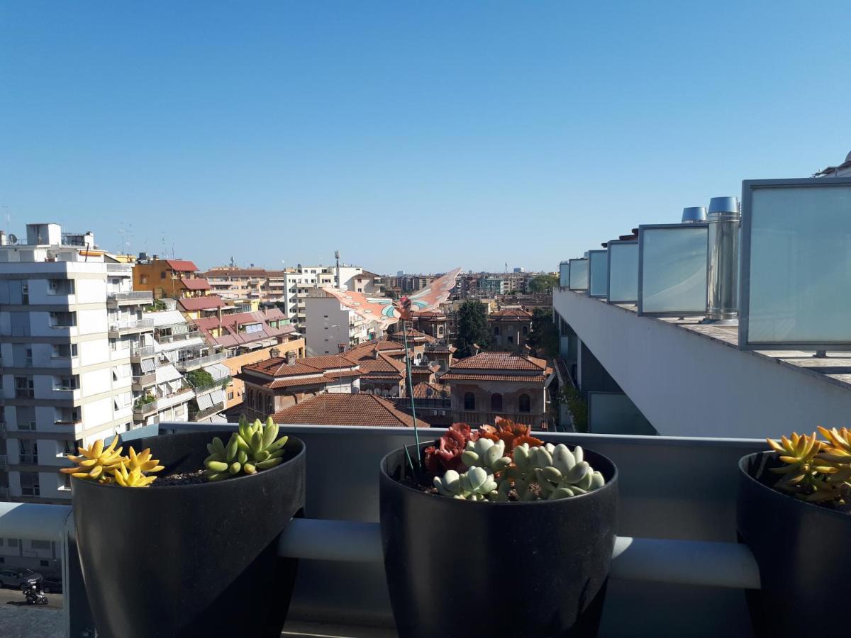 Penthouse 40 In Trastevere With Seasonally Jacuzzi Rome Extérieur photo