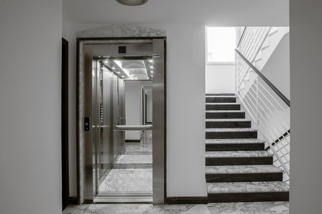 Penthouse 40 In Trastevere With Seasonally Jacuzzi Rome Extérieur photo