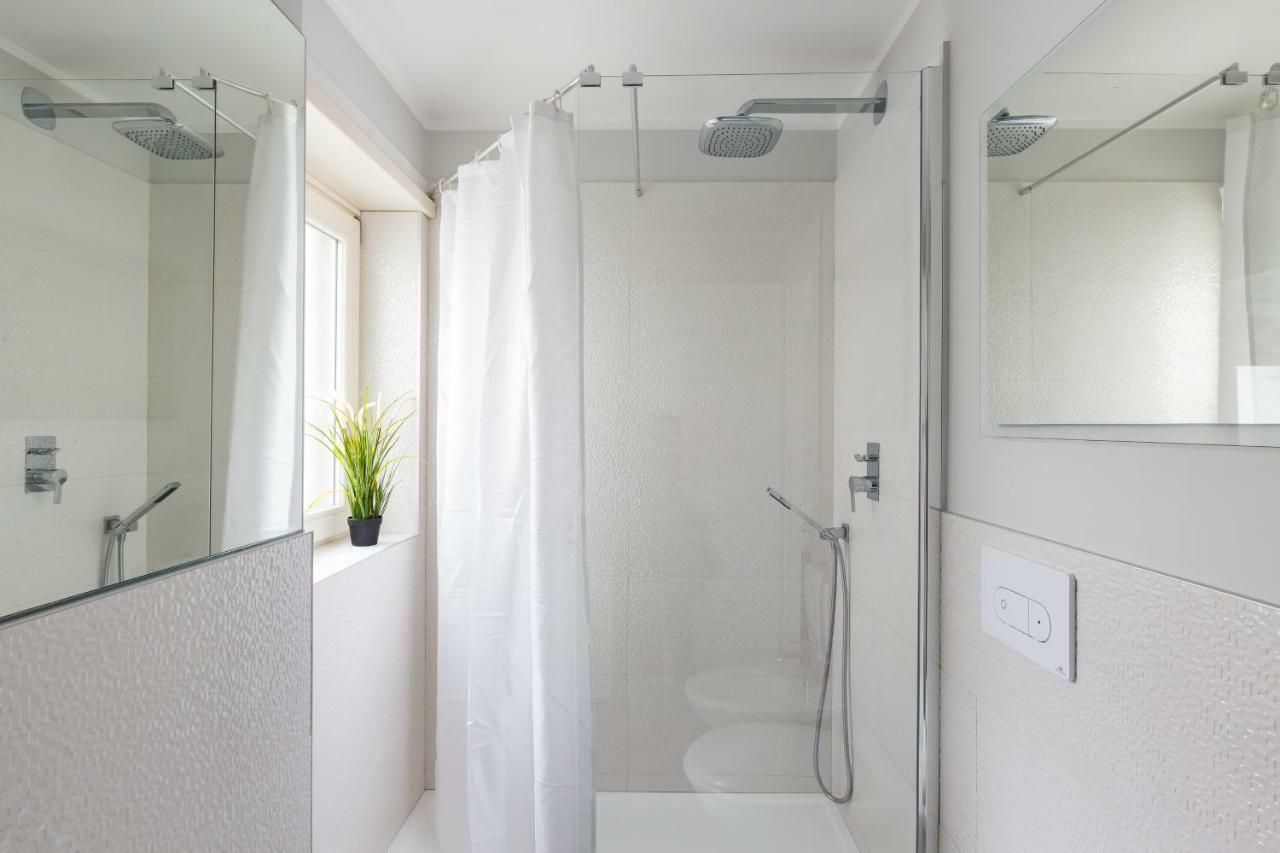 Penthouse 40 In Trastevere With Seasonally Jacuzzi Rome Extérieur photo