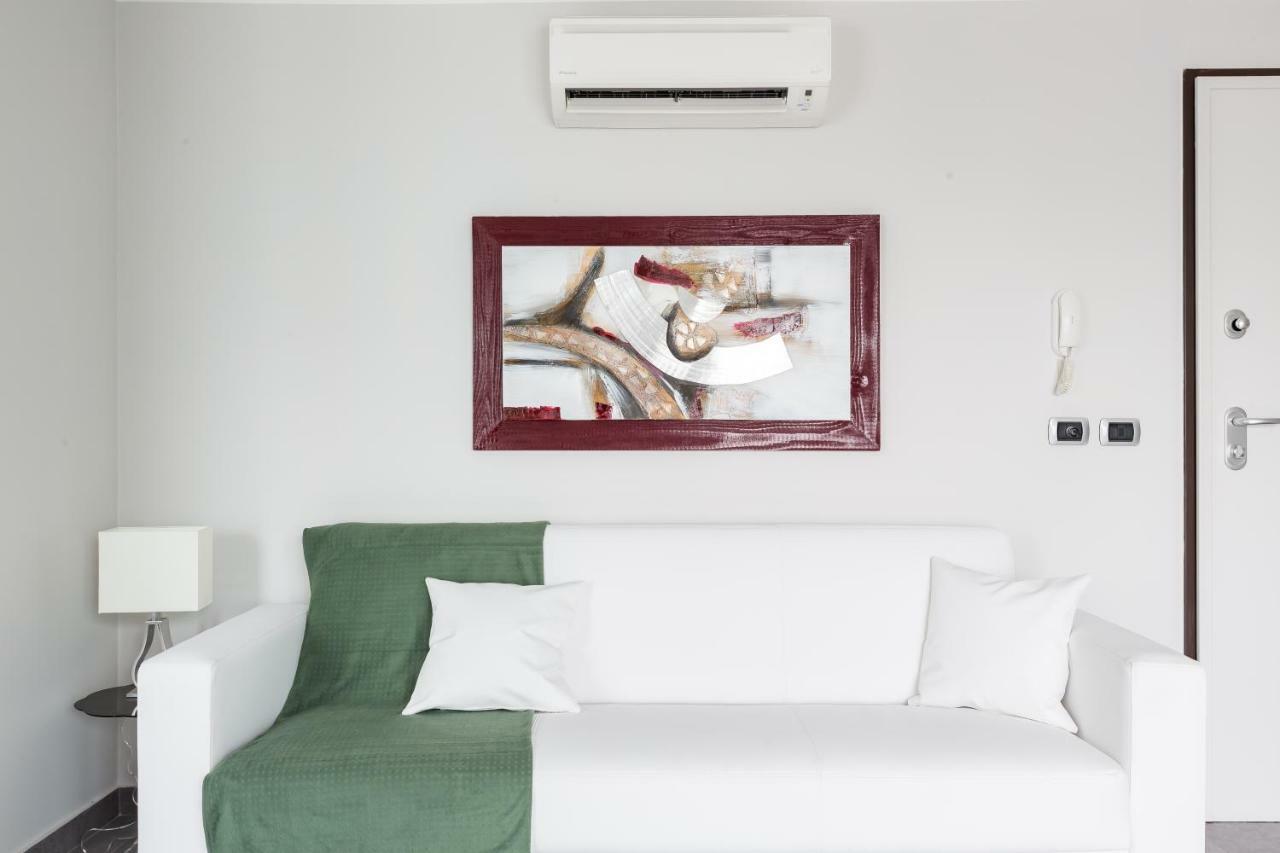 Penthouse 40 In Trastevere With Seasonally Jacuzzi Rome Extérieur photo