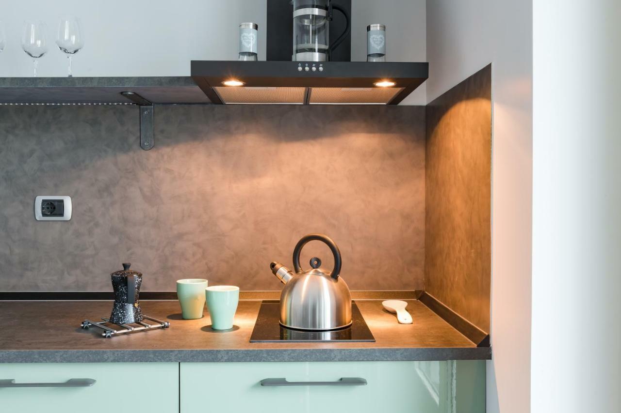 Penthouse 40 In Trastevere With Seasonally Jacuzzi Rome Extérieur photo